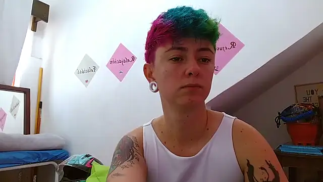 tomboyblue online show from October 2025 05:57:02 PM