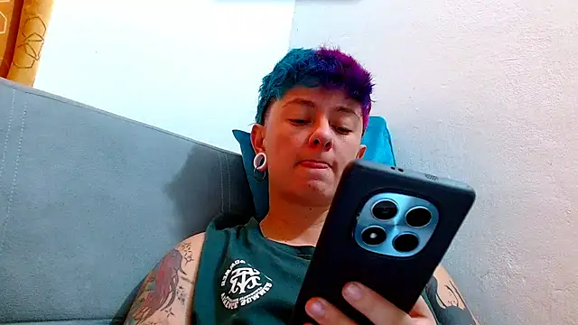 tomboyblue online show from June 2026 03:01:01 PM