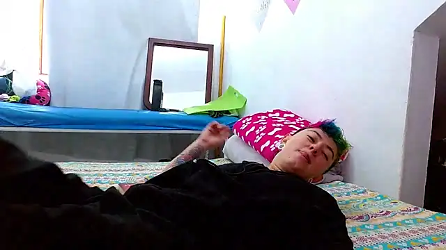 tomboyblue online show from October 2025 05:32:02 PM