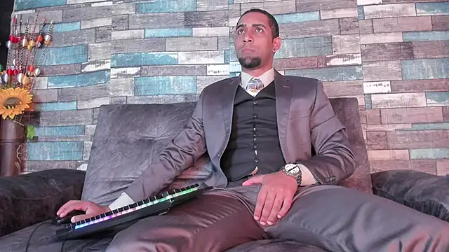 Paolo johnson online show from November 2025 11:47:02 AM