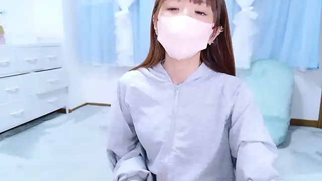 Snapshot of shihori_s2 chatting on November 2025 12:08:01 PM shihori s2 online show from November 2025 12:08:01 PM