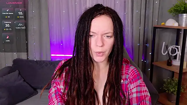 Snapshot of CoreyJane chatting on November 2025 05:00:02 AM CoreyJane online show from November 2025 05:00:02 AM