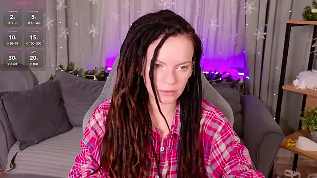 Snapshot of CoreyJane chatting on December 2025 05:21:02 AM CoreyJane online show from December 2025 05:21:02 AM