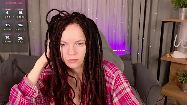 CoreyJane online show from October 2025 05:00:01 AM
