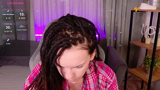 Snapshot of CoreyJane chatting on December 2025 05:52:02 AM CoreyJane online show from December 2025 05:52:02 AM