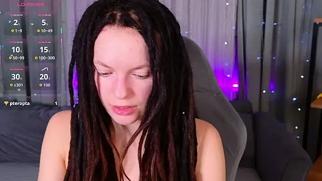 Snapshot of CoreyJane chatting on May 2026 04:47:01 AM CoreyJane online show from May 2026 04:47:01 AM