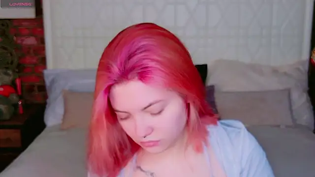 Lisa Adam online show from March 2025 04:02:02 AM