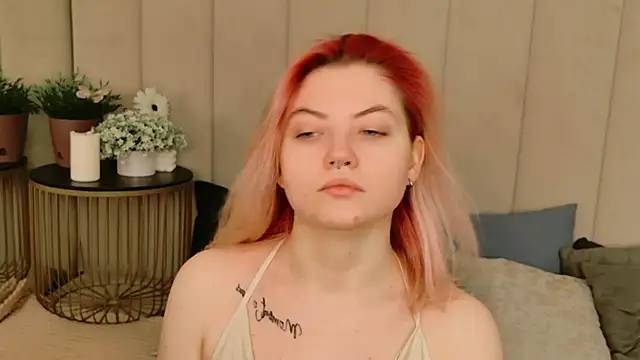 Lisa Adam online show from November 2025 05:02:01 PM