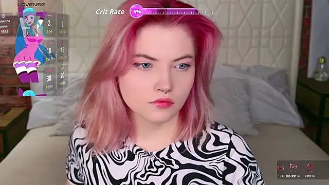 Lisa Adam online show from October 2025 07:37:02 PM