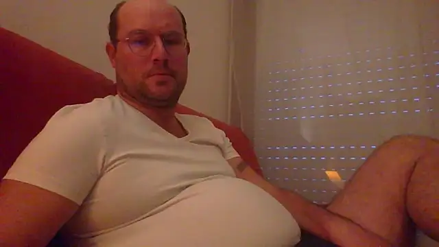 Snapshot of porompomperro chatting on January 2025 04:22:01 PM porompomperro online show from January 2025 04:22:01 PM