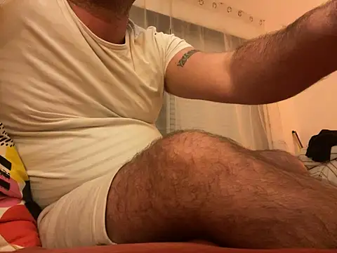 Snapshot of porompomperro chatting on January 2025 05:44:01 PM porompomperro online show from January 2025 05:44:01 PM