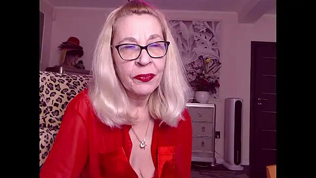 HornyMilf 555 online show from January 2026 01:29:02 PM