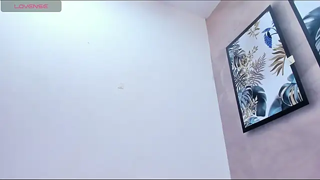 Snapshot of DahianaLincoln chatting on November 2025 05:50:02 PM DahianaLincoln online show from November 2025 05:50:02 PM