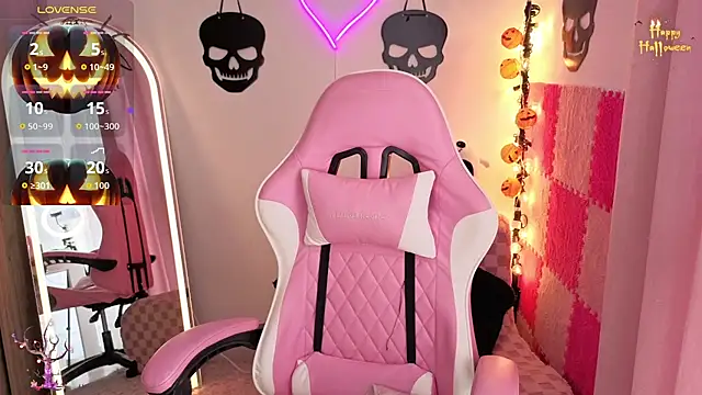 violet ch online show from October 2025 05:57:02 PM