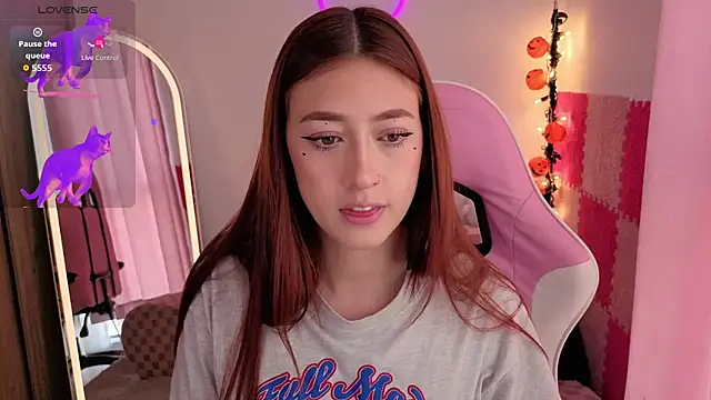 violet ch online show from November 2025 06:08:01 PM