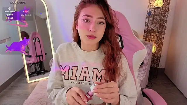 violet ch online show from November 2025 06:19:01 PM