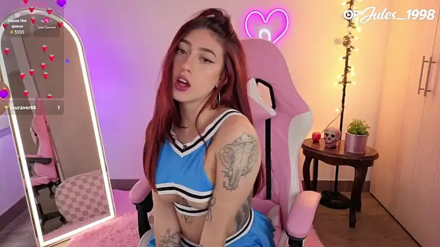 violet ch online show from April 2026 08:32:02 PM