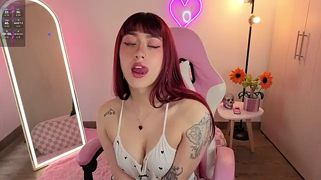 violet ch online show from June 2026 08:20:02 PM