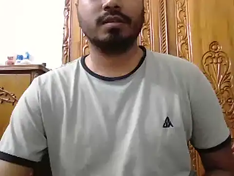 desiboyasif online show from October 2025 06:08:01 PM