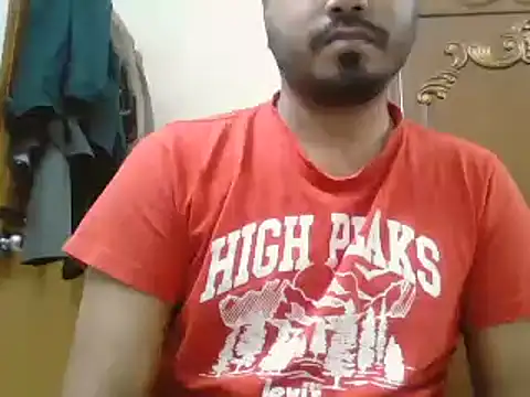 desiboyasif online show from November 2025 05:28:01 PM