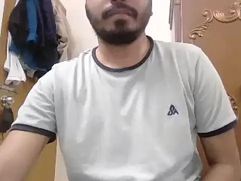desiboyasif online show from November 2025 05:47:01 PM