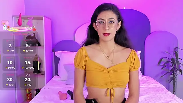 SophieGomez22 online show from December 2025 11:25:02 AM