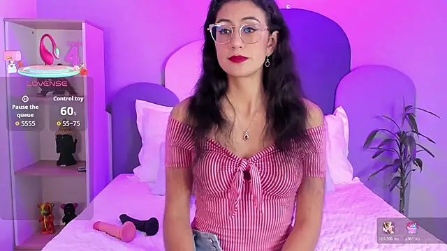 SophieGomez22 online show from December 2025 11:35:01 AM