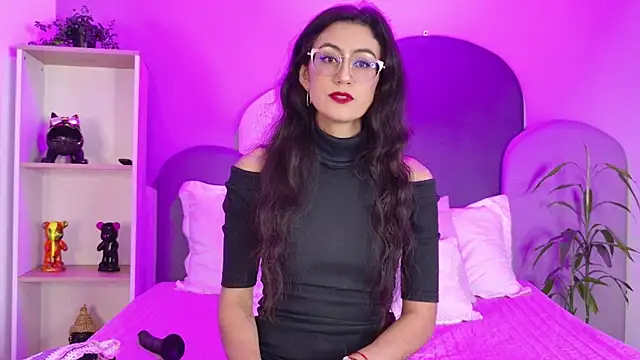 SophieGomez22 online show from April 2026 11:33:01 AM