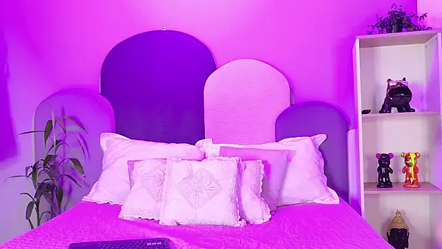 SophieGomez22 online show from April 2026 11:46:02 AM