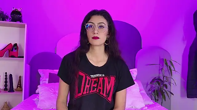 SophieGomez22 online show from April 2026 11:25:02 AM