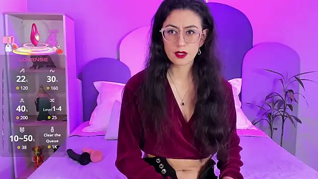 SophieGomez22 online show from December 2025 11:11:01 AM