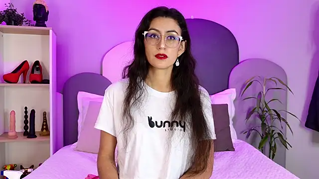 SophieGomez22 online show from May 2026 11:18:02 AM