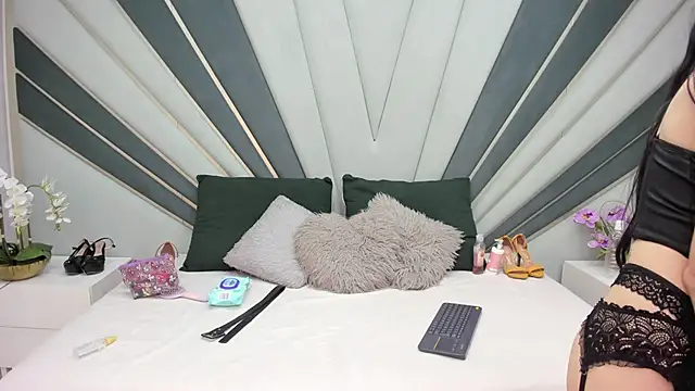 Snapshot of kathy-steven chatting on September 2025 05:42:01 PM kathy-steven online show from September 2025 05:42:01 PM