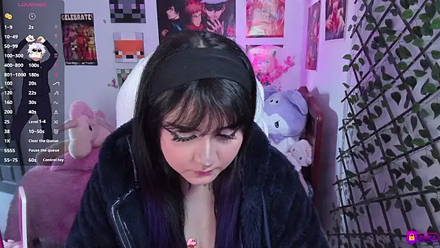 MaddyFooxx online show from February 2026 03:41:01 PM