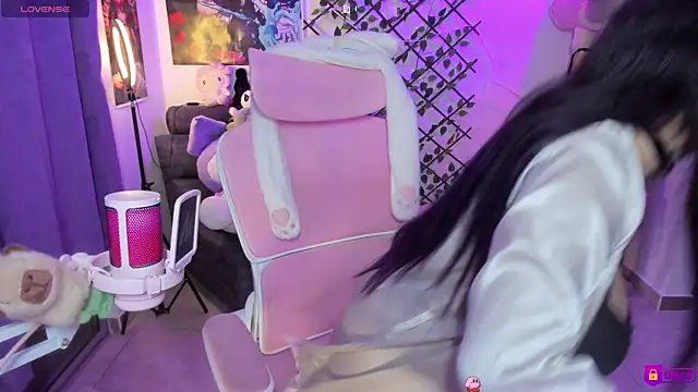 MaddyFooxx online show from May 2026 12:27:01 AM