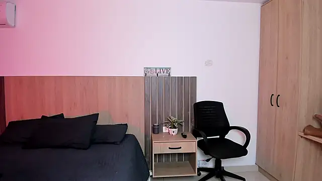 Snapshot of rebeca_cortez_ chatting on November 2025 07:29:02 PM rebeca cortez online show from November 2025 07:29:02 PM