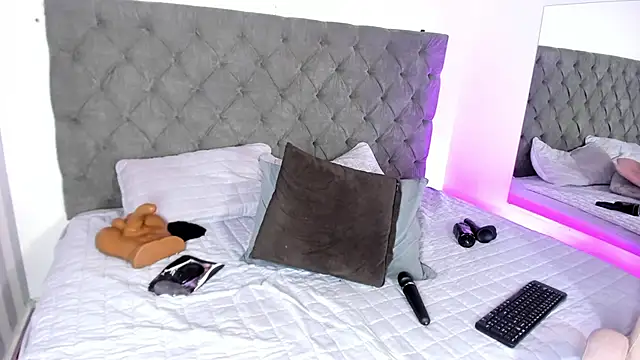 Snapshot of rebeca_cortez_ chatting on March 2025 04:49:01 AM rebeca cortez online show from March 2025 04:49:01 AM