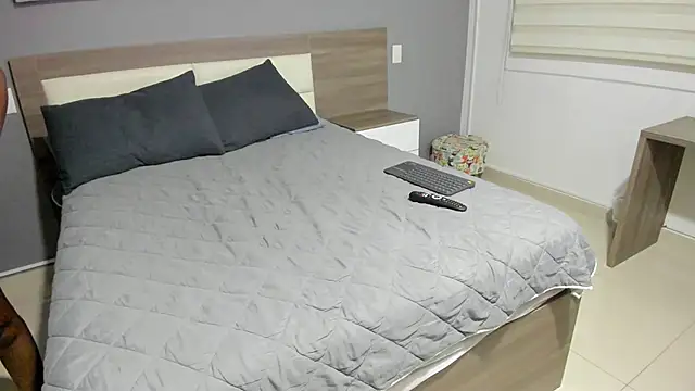 Snapshot of rebeca_cortez_ chatting on September 2025 08:04:02 PM rebeca cortez online show from September 2025 08:04:02 PM