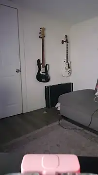 cnc cutiexx online show from April 2026 02:25:02 AM