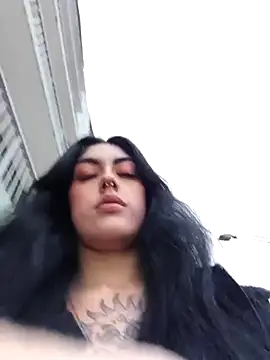 Snapshot of Mazikeen-- chatting on November 2025 10:13:01 PM Mazikeen-- online show from November 2025 10:13:01 PM