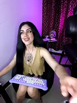 Snapshot of Mazikeen-- chatting on October 2025 03:51:01 AM Mazikeen-- online show from October 2025 03:51:01 AM