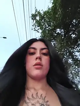 Snapshot of Mazikeen-- chatting on November 2025 10:47:02 PM Mazikeen-- online show from November 2025 10:47:02 PM