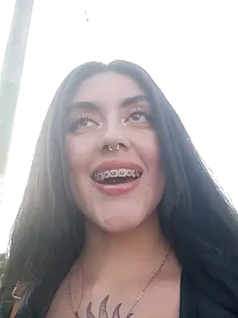 Snapshot of Mazikeen-- chatting on February 2025 10:15:02 PM Mazikeen-- online show from February 2025 10:15:02 PM