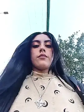 Snapshot of Mazikeen-- chatting on September 2025 10:30:01 PM Mazikeen-- online show from September 2025 10:30:01 PM