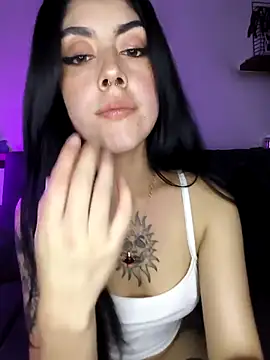 Snapshot of Mazikeen-- chatting on November 2025 11:47:01 PM Mazikeen-- online show from November 2025 11:47:01 PM