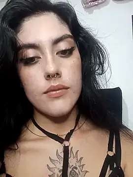 Snapshot of Mazikeen-- chatting on March 2025 10:48:02 PM Mazikeen-- online show from March 2025 10:48:02 PM