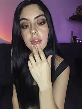 Mazikeen-- online show from May 2026 10:37:02 PM