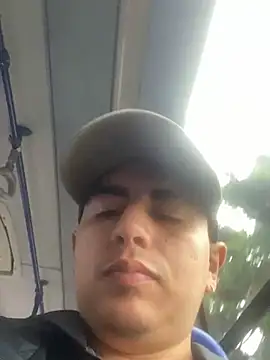 Snapshot of DanielGomez9 chatting on February 2025 10:10:02 PM DanielGomez9 online show from February 2025 10:10:02 PM