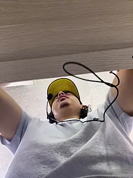 DanielGomez9 online show from February 2026 03:45:01 PM