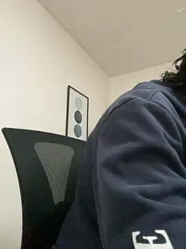 Snapshot of DanielGomez9 chatting on October 2025 03:35:01 PM DanielGomez9 online show from October 2025 03:35:01 PM